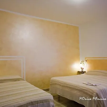 La Reggia Bed & Breakfast